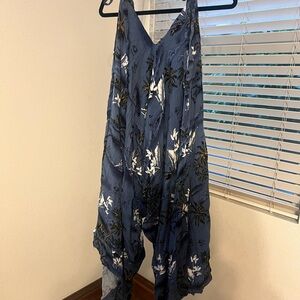 Hawaiian adjustable jumper